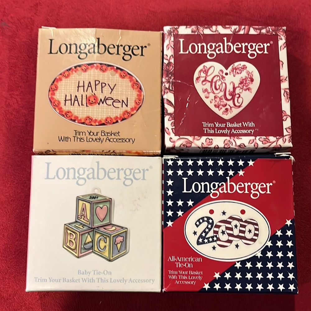 Longaberger Lot of 4 Celebration Tie-on for baskets - Picture 3 of 4